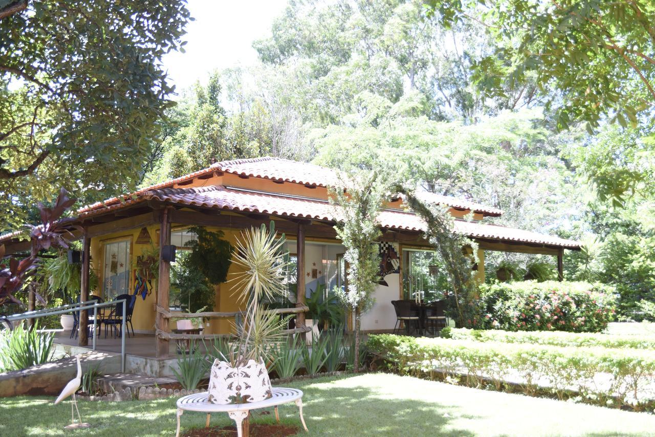 Rosa Spa E Pousada Aparecida de Goiania Exterior foto