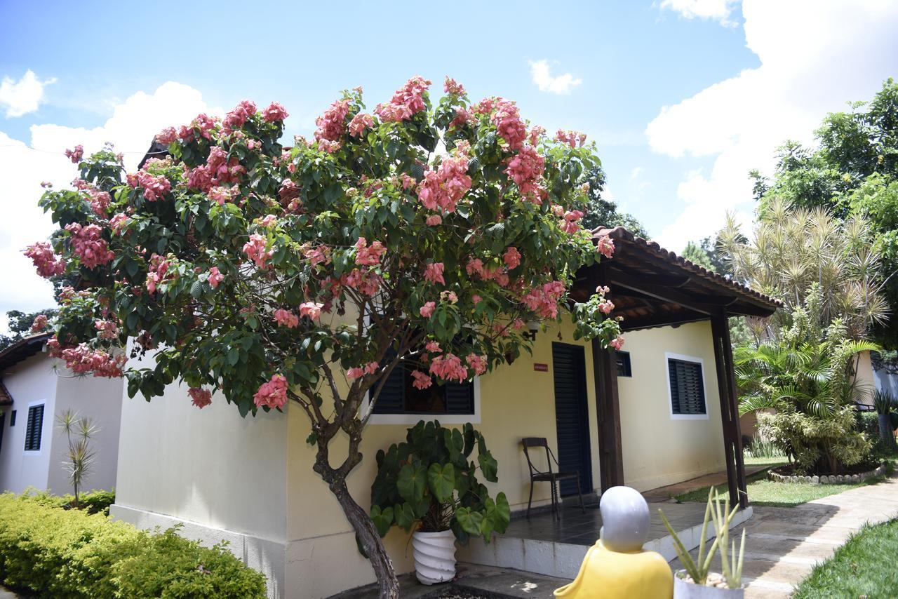 Rosa Spa E Pousada Aparecida de Goiania Exterior foto