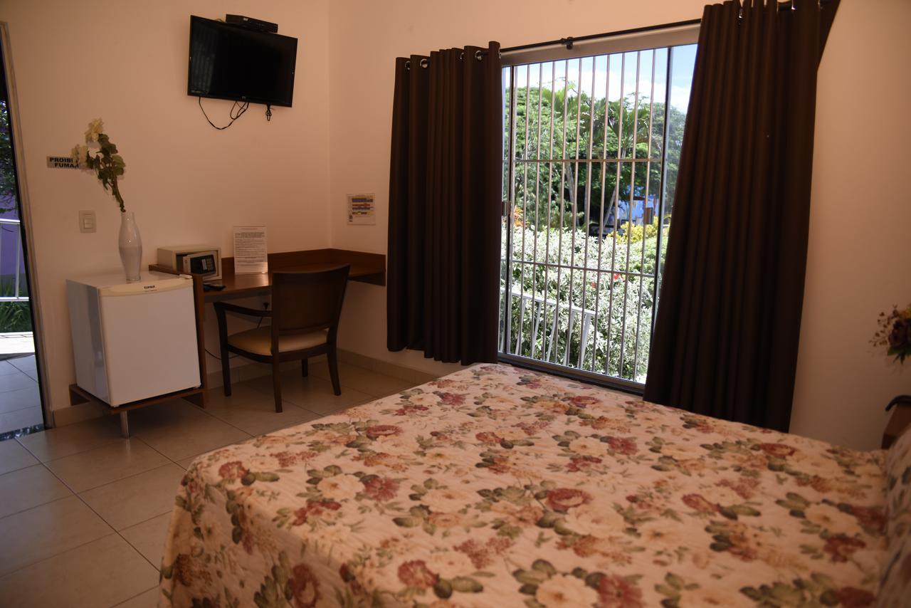 Rosa Spa E Pousada Aparecida de Goiania Exterior foto