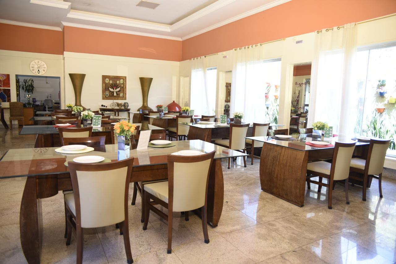 Rosa Spa E Pousada Aparecida de Goiania Exterior foto