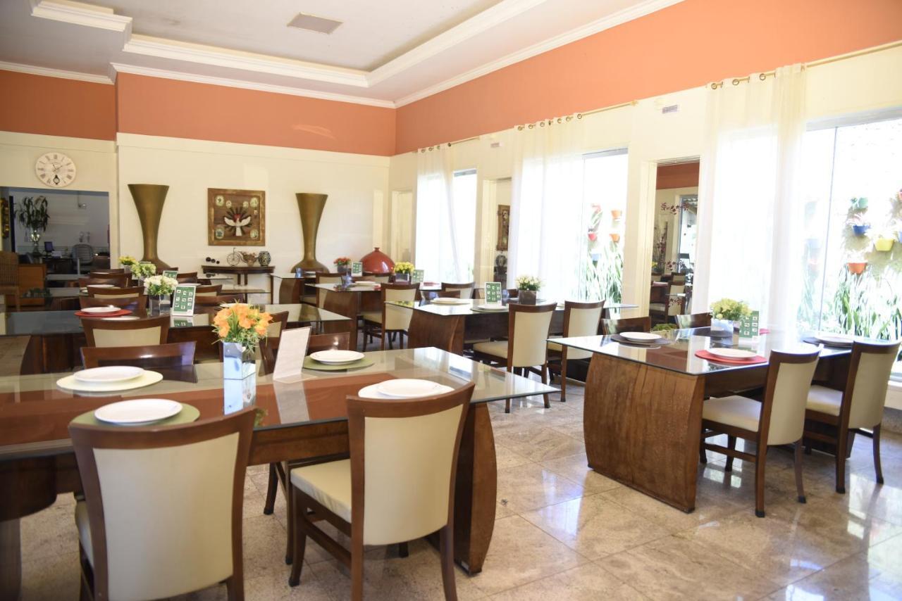 Rosa Spa E Pousada Aparecida de Goiania Exterior foto